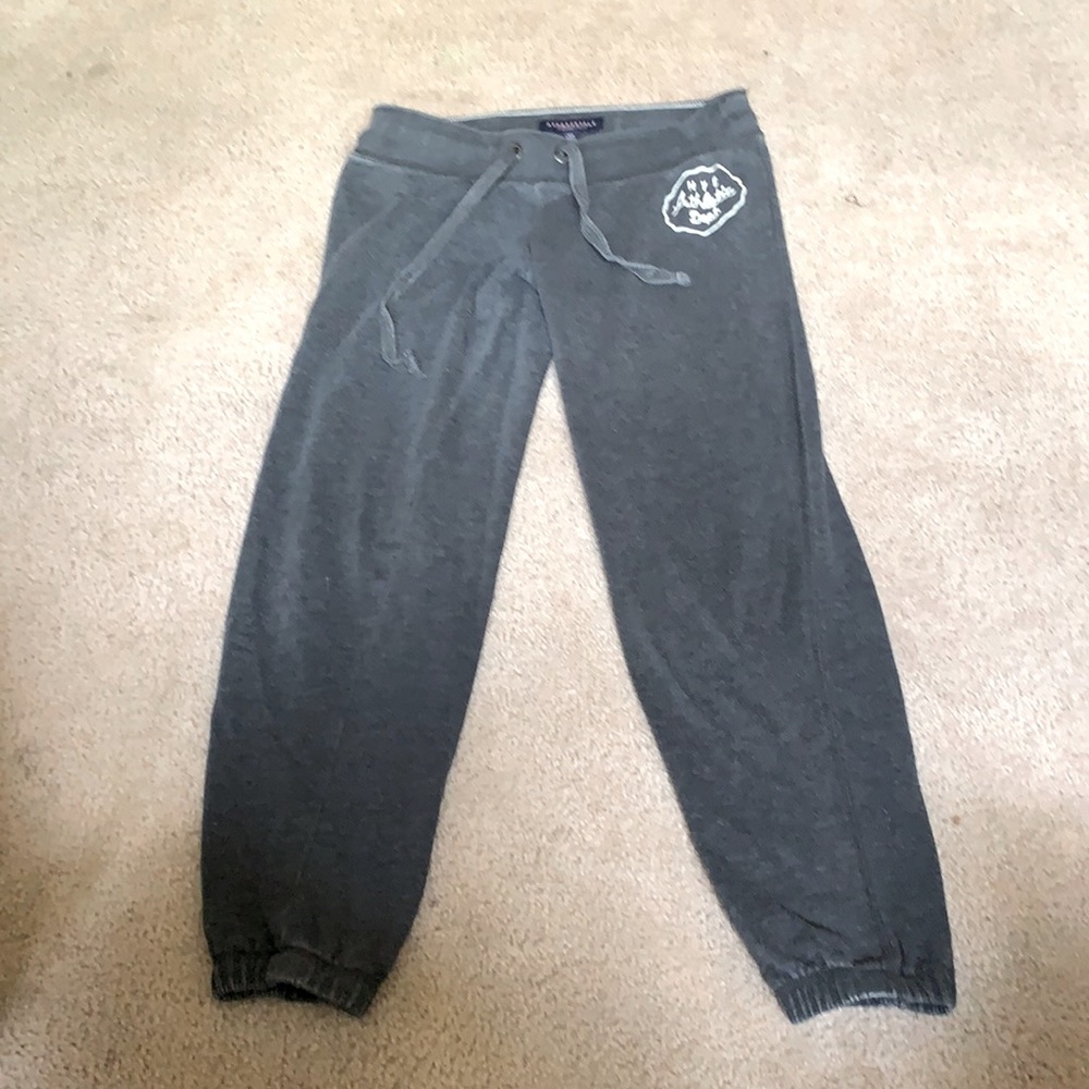 Cuffed cropped sweats